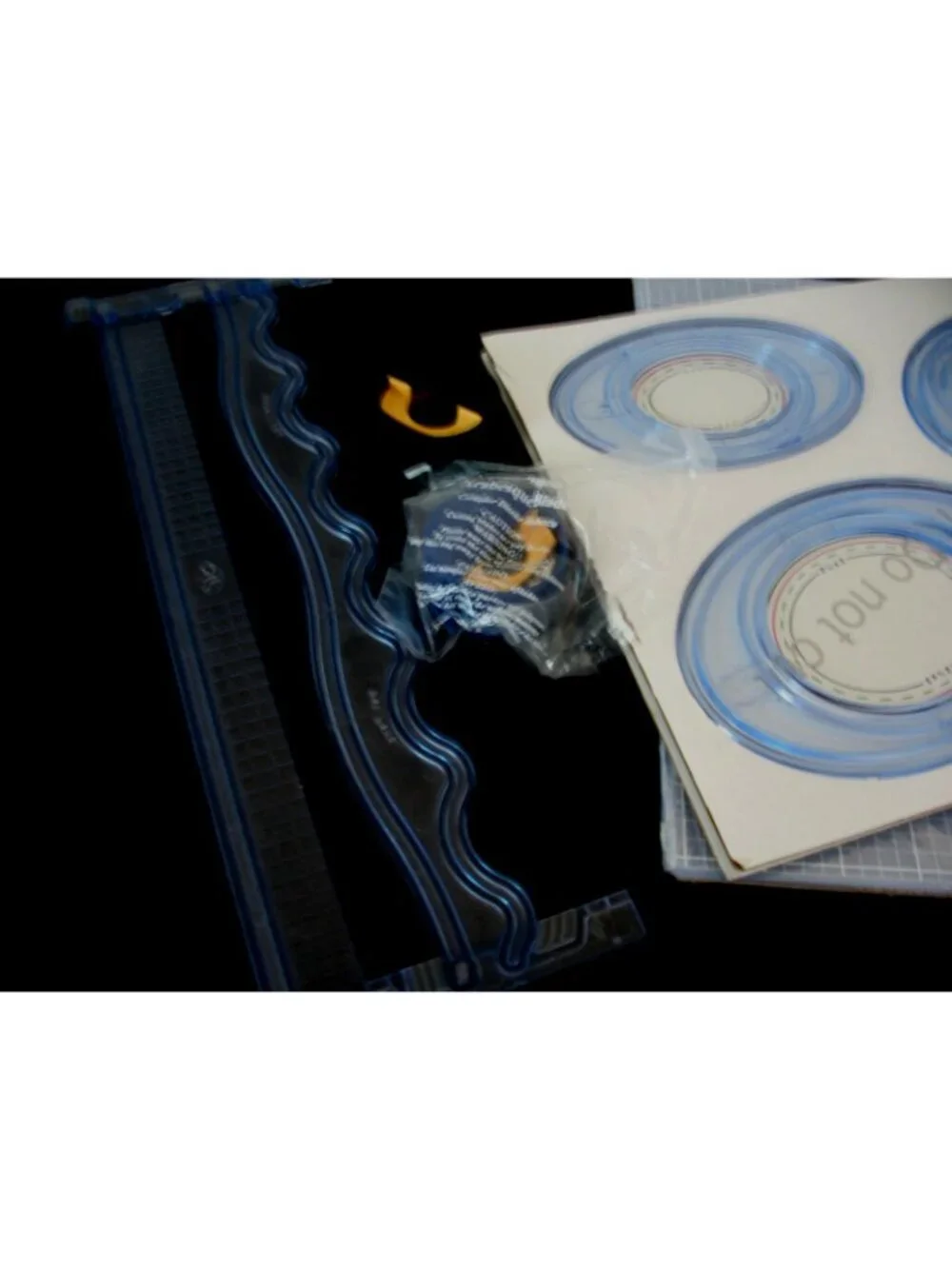 Creative Memories Custom Cutting, mat blades, Ovals, Circles,  Celestial pattern